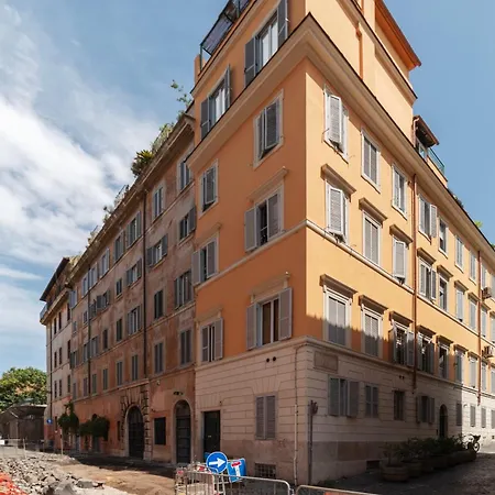 Guesthost - Historic Center Lungotevere Apartment Rome