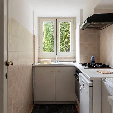 Apartment Guesthost - Historic Center Lungotevere *